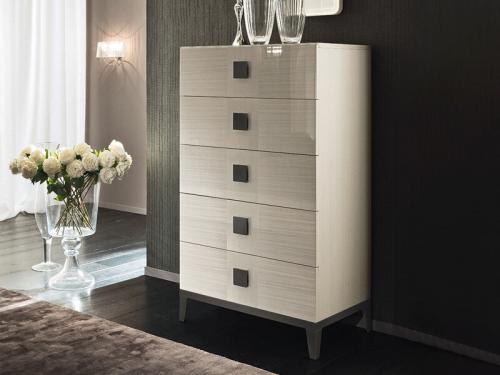 Modern Mont Blanc Chest with 5 Drawers CS002